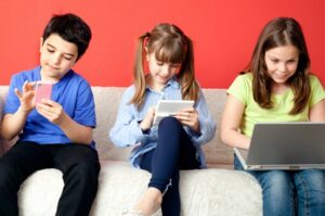 Dampak Positif Penggunaan Gadget Belajar